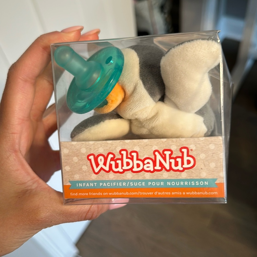 Wubbanub penguin new